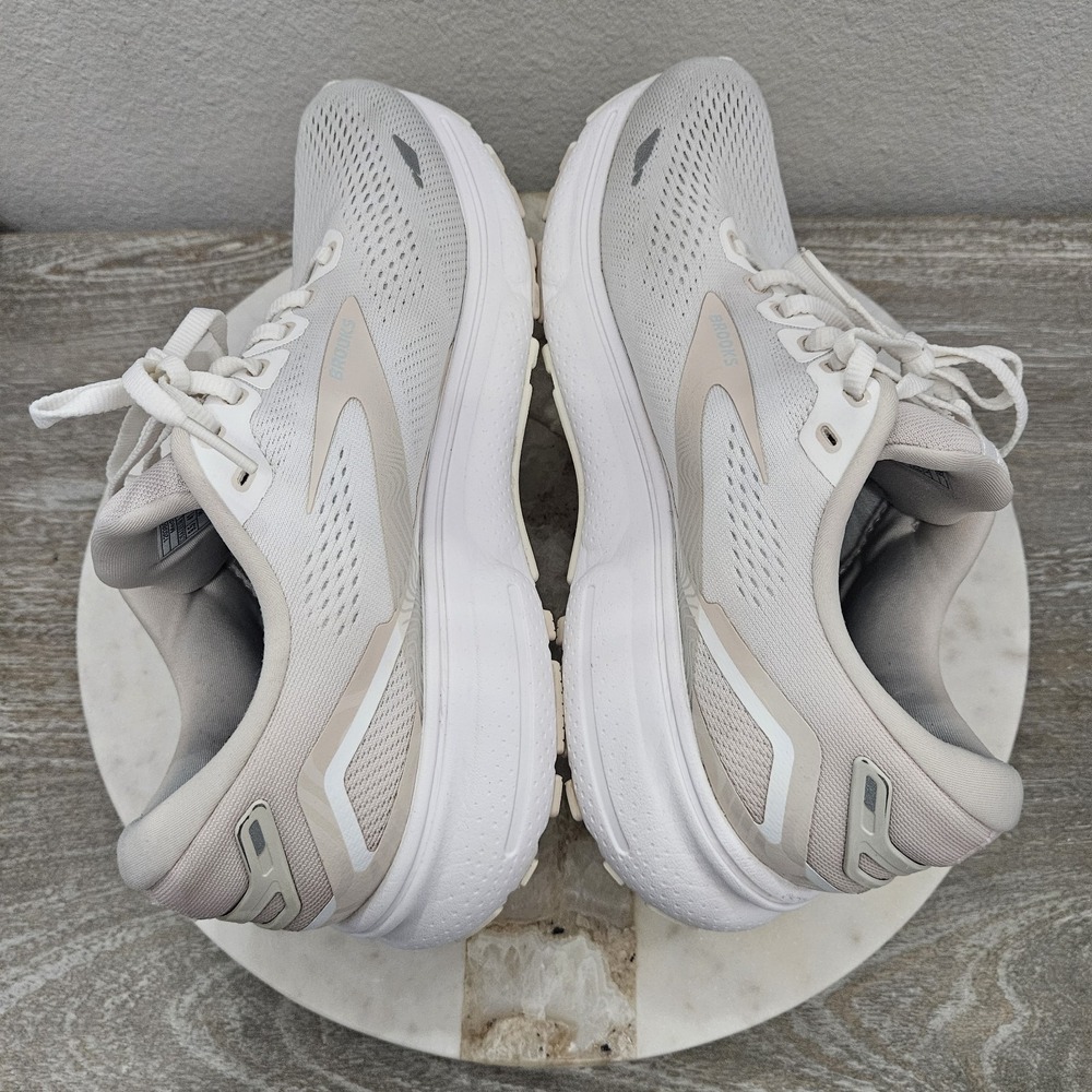 Brooks Ghost 15 Womens 9.5 B Shoes White Running Walking Sneaker 1203801B189 - Picture 8 of 10